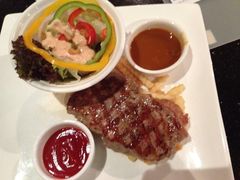 -绿茵阁牛扒餐厅(客村店)