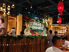 -老滇山寨•云南特色菜•地方菜•民族风情歌舞表演(金碧店)