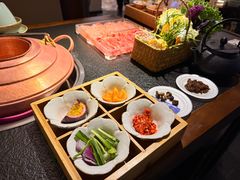 -菌自由丨野生菌火锅特色庭院餐厅(丽江古城店)