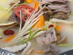 -佬土鹅肠火锅(扬中步行街店)