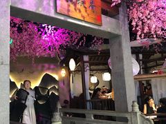 -韵秋荷(宝山龙湖天街店)