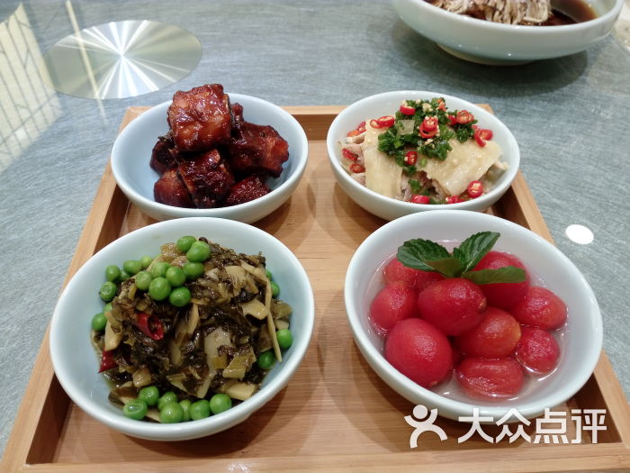 小厨娘淮扬菜(河西金鹰世界店-江南风味拼图片-南京美食-大众点评网