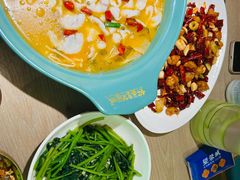 -望蓉城·古法酸菜鱼·川小馆(金桥国际店)