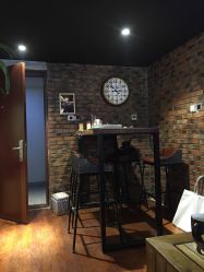 -鳌首刺青纹身 穿孔饰品店