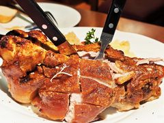 德式烤猪肘配酸菜土豆泥-申德勒加油站西餐厅(日坛路总店)