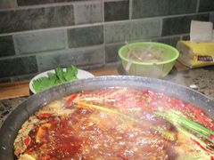 -六公里老火锅(总店)