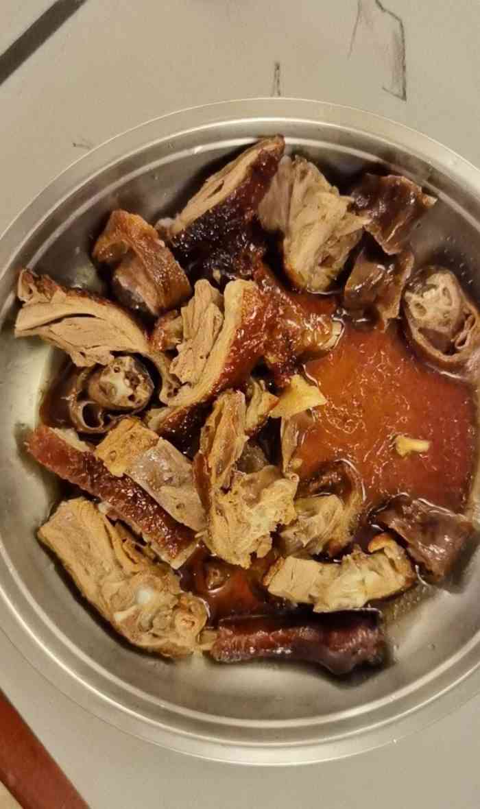 大塘烧鹅(番禺清河市场店)-"到了午饭时间,太热了不想煮饭,光顾了大塘