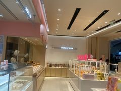 -爱达乐面包生日蛋糕(旭海时代广场店)