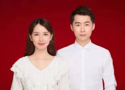 点击看大图 -定格摄影·轻奢定制写真馆