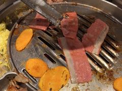 -哈哈碳都·牛肋条无限自助烤肉(台江万达店)