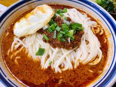 招牌传统麻辣面-聚合鑫东北熏酱熟食麻辣面(长阳店)