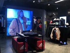 -adidas(正佳广场店)