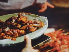 馕坑羊排-艾力江和田馕坑烤肉店