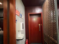 -万记麻辣烫国展总店