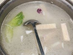 -喃喃椰·糟粕醋·椰子鸡火锅(七堡花园店)