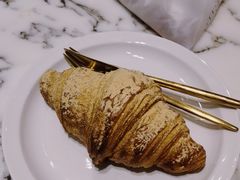 豆乳燕麦可颂-WHEAT&BAKER-麥(凯德来福士店)