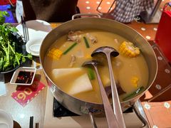 -肥仔文澳门猪骨煲(南京西路店)