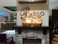 -深圳富苑皇冠假日套房酒店