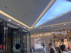 -万达广场(南昌红谷滩店)