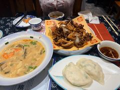 -旺角小渔村·海肠捞饭开创者(二马路店)