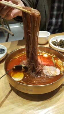 大同江冷面(新天地店)-"去长春玩,晚上返程前到新天地里转转,顺便.