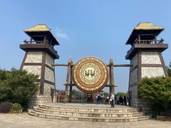 -茅山东方盐湖城景区