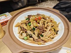 -新发现(金茂览秀城店)