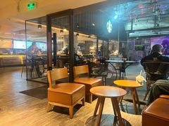 -星巴克(广州动漫星城东区店)