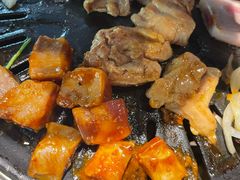 -明洞阿姨·韩式酱蟹烤肉·创意料理(三元桥店)