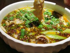 青椒乌鱼片-锦庐道地川菜(来福士店)