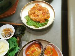 -围炉肉舍•炭烤活鳗•丹东海鲜烤肉(步行街店)