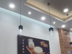 -佰搭果·广式茶餐厅(西华路店)