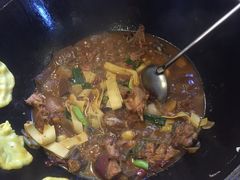 -曹丞相·地锅鸡·地锅鱼(武林店)