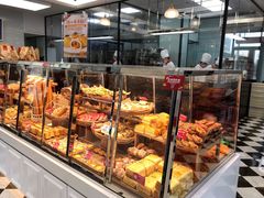 面包甜点陈列柜-味多美(江桥万达店)