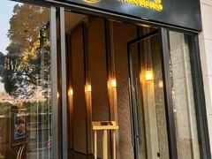 门面-杏荟旋转餐厅(广州爱群店)