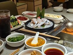 -海底捞火锅(新松江路店)
