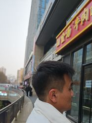 -东方先生国潮男士理发馆