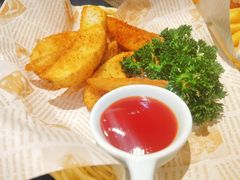 -又见马甲M8融合西餐厅(体育中心店)