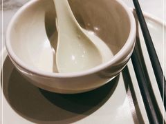 -蝴蝶里·粤菜·点心(滨江龙湖店)