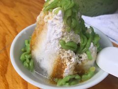 -爱雍·乌节