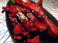 吮指鸡爪-桂满陇天书(南京德基旗舰店)