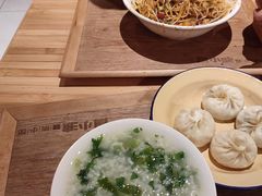-周小波重庆小面·重庆名小吃(邹容路店)