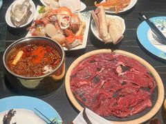 -雍容荟帝王蟹活龙虾展台自助(IFS黑金店)