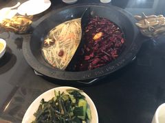 -重庆德庄火锅(体育中心店)