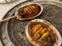 石锅大鲍鱼-品海楼·大连海胆锅贴馆(东港店)