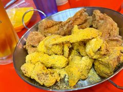 -BHC炸鸡(明洞总店)