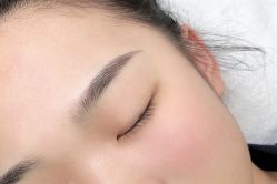 -韩迪娇·半永久纹眉眼唇