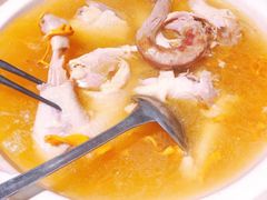 -房县土本味土鸡汤特色餐厅(沌口店)