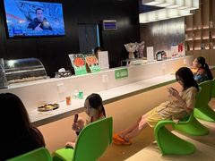 -涨巢·潮玩水疗局