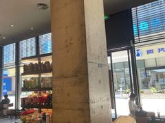 -星巴克臻选(惠州华贸天地1楼店)